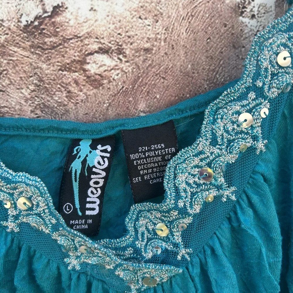 VTG Y2K Weavers size L Teal Embroidered crinkle cami tank Top Sequins